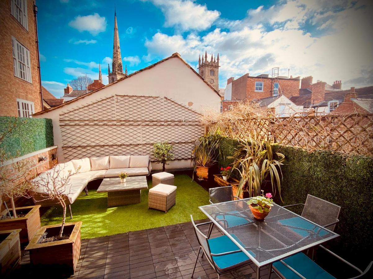 Pass The Keys Superbly Located Handsome Georgian Townhouse Shrewsbury Exteriér fotografie