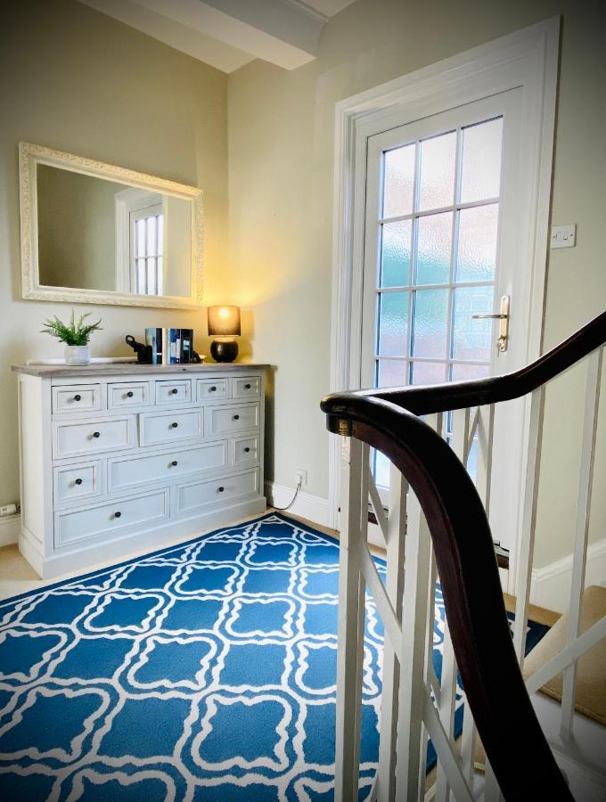 Pass The Keys Superbly Located Handsome Georgian Townhouse Shrewsbury Exteriér fotografie