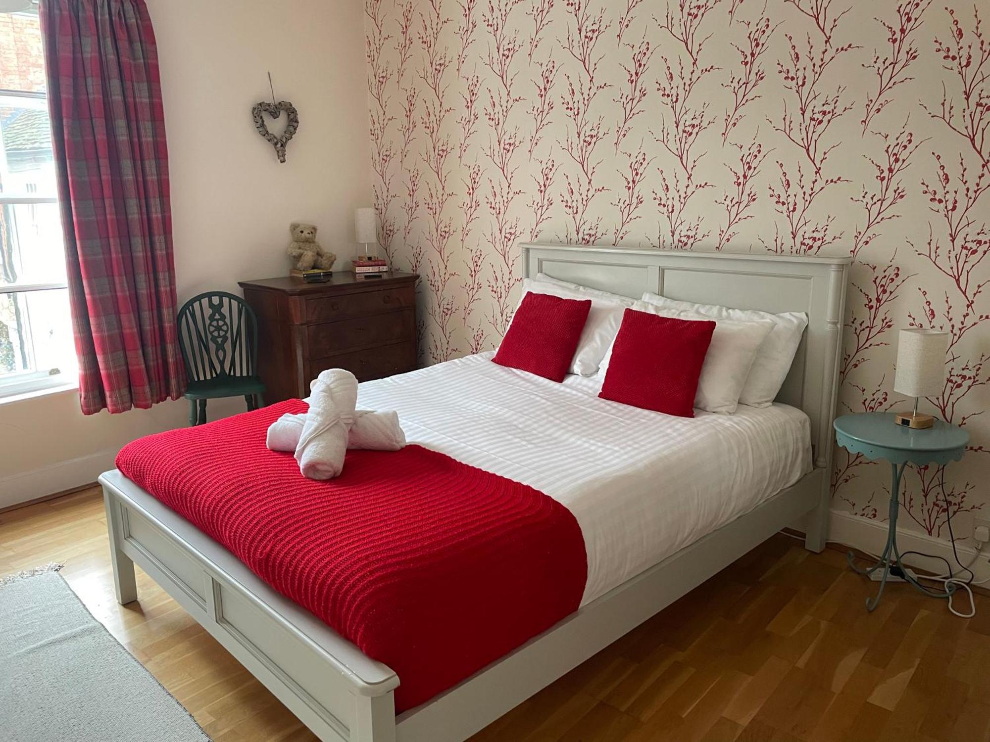 Pass The Keys Superbly Located Handsome Georgian Townhouse Shrewsbury Exteriér fotografie